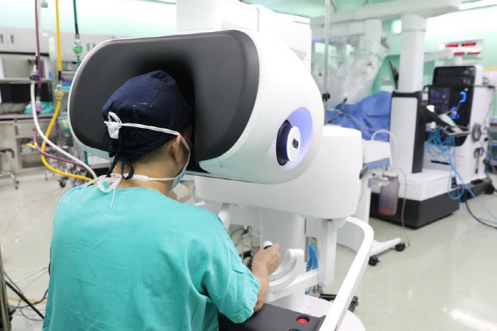 일산백병원, 'Rh-형·20㎝ 거대 자궁근종 환자' 자궁절제 로봇수술 성…