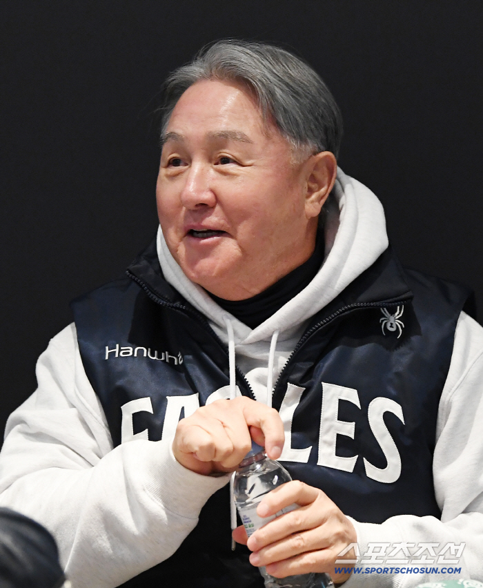 '계약 마지막 해' 최고령 사령탑 3인방의 운명?…첫 우승 → 가을야구 숙원 풀릴까