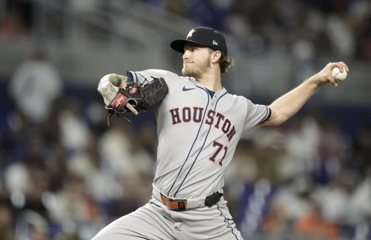 먼저 폰번호 알려준 휴스턴 마무리, 이렇게 격하게 환영해주는데...이마이…