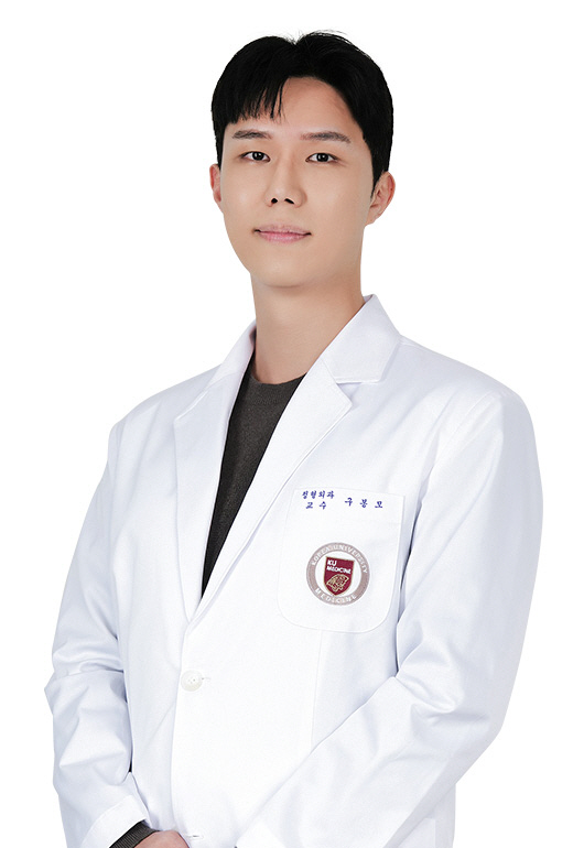 뼈에 구멍이 '숭숭' 골다공증, 고위험군과 예방법은?