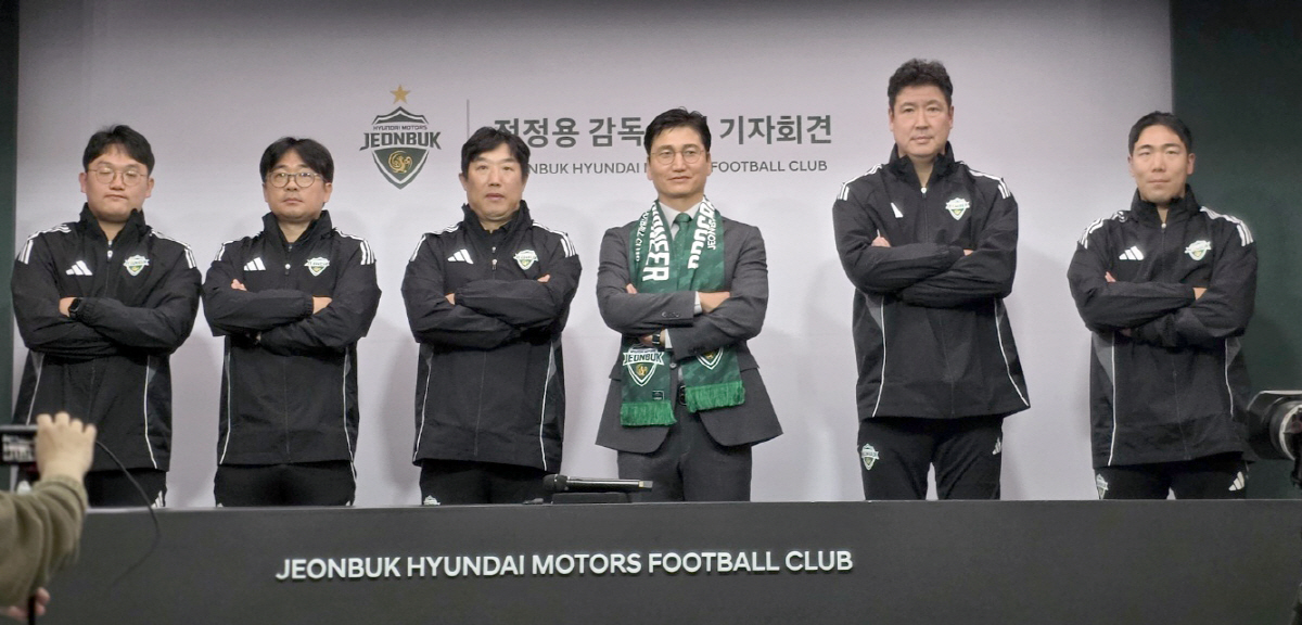 "팬들 우려 있을 것" 정정용 전북 감독…'더블' 뒤 첫 시즌→'윈-나우…