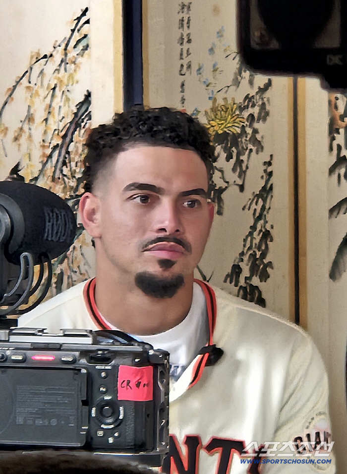 "한국 날 알아봐?" 이런 2631억 거물 봤나…'깐부' 이재용·젠슨 황·정의선까지 소환했다