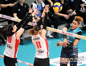 이런 명승부가 있다, 승패승패승패승, GS칼텍스, '라이벌' 페퍼저축은행에 극적인 역전승