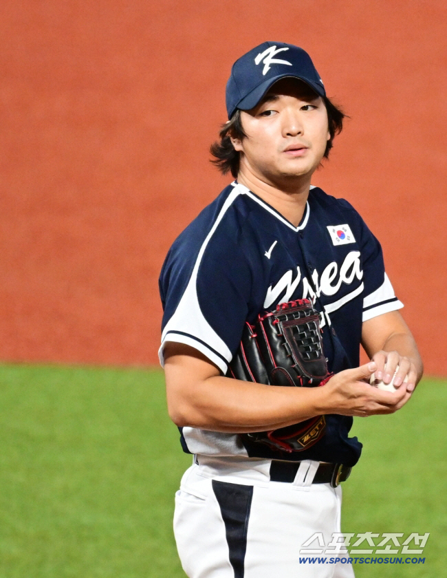 '콜업 0회 굴욕' ML 생존 더 급할 텐데…왜 고우석은 WBC 캠프 합…