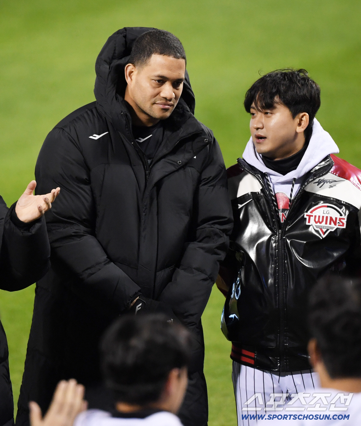 "공항 폐쇄…상황 파악 중" 예상치 못한 대변수, 정상 합류 가능할까
