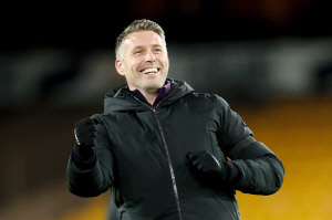 [오피셜]'햄스트링 괜찮나' 1골-1도움 첫 승 주역 황희찬 인터뷰 공개 