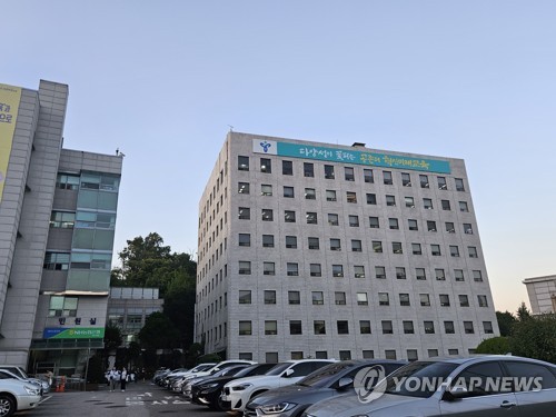 [게시판] 서울교육청, 2025 하반기 적극행정 우수공무원 8명 선정
