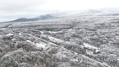 대기 건조로 화재 주의…제주도엔 눈·비