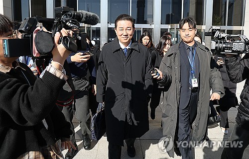 與원내대표 후보들 김병기 거취 온도차…"선당후사"·"소명기회"