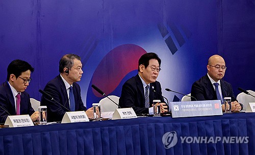 李대통령, 韓中벤처기업에 "양국 경쟁적 협력, 시너지 무궁무진"