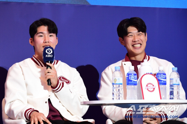 '꿈의 대회 WBC를 포기?' 국위선양이냐, 내 인생이냐...너무 어려운…