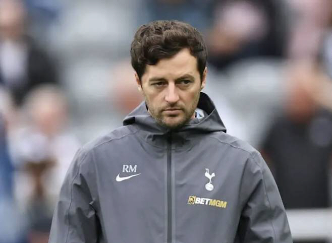 [오피셜]"손흥민 없으니까 아무것도 못해"→"세상에서 제일 멍청한 감독"…