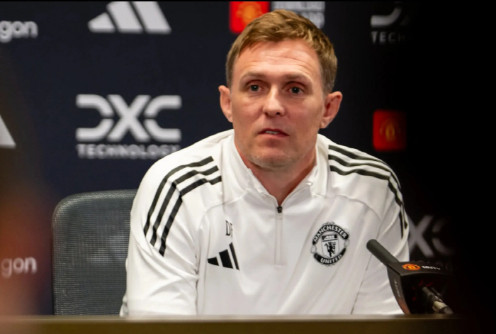 "퍼기 타임 긴급 '발동'" '박지성과 호흡' 플레처 공식 인정! 감독대행 수락 배경→퍼거슨 '승인'…아모림과는 연락 두절