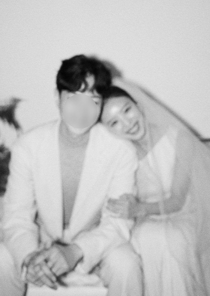 '혼전임신' 김지영, ♥사업가 남친과 웨딩화보 공개 "40년 뒤 미래까지 그려볼 사람"[전문]