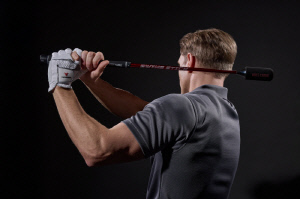 '10m의 기적' 거리측정 보이스캐디가 스윙도 분석해? 디지털 스윙스틱 'SS10' 출시