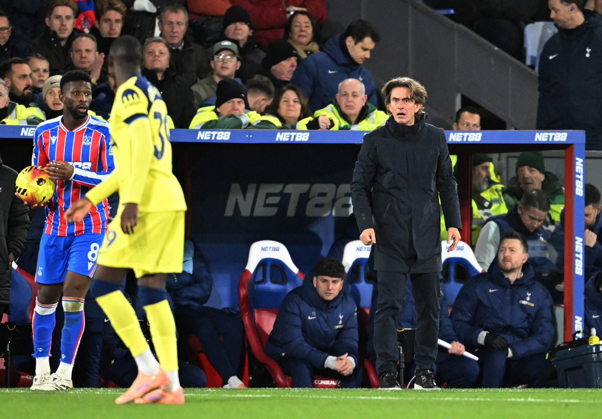 '우리는 첼시 맨유와 다르다' 야유받은 토트넘 감독의 속 보이는 CEO …