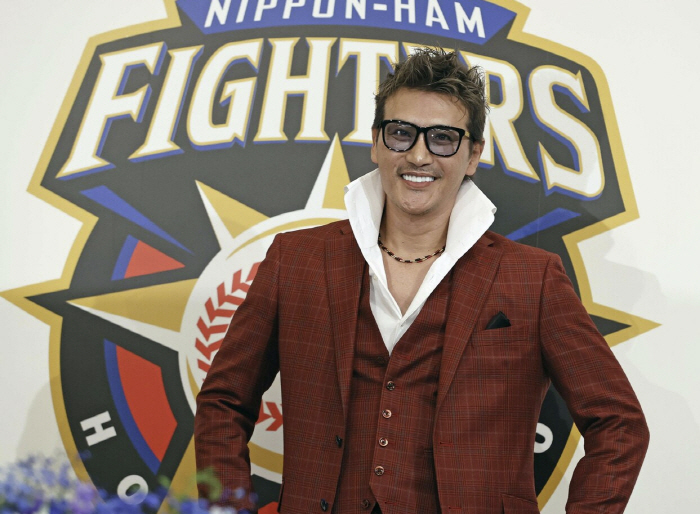 "개그 끝, 무조건 우승!" 다승 공동 1위 '최강 원투펀치 완성' 니혼햄, 진지해진 '괴짜 감독'…윈나우 선언