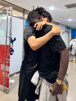 사우디 '2000억' 거절한 손흥민이 롤모델, SON과 이별 후 눈물 펑펑...하지만 쏘니 따라 MLS는 싫다 '이유는 돈'