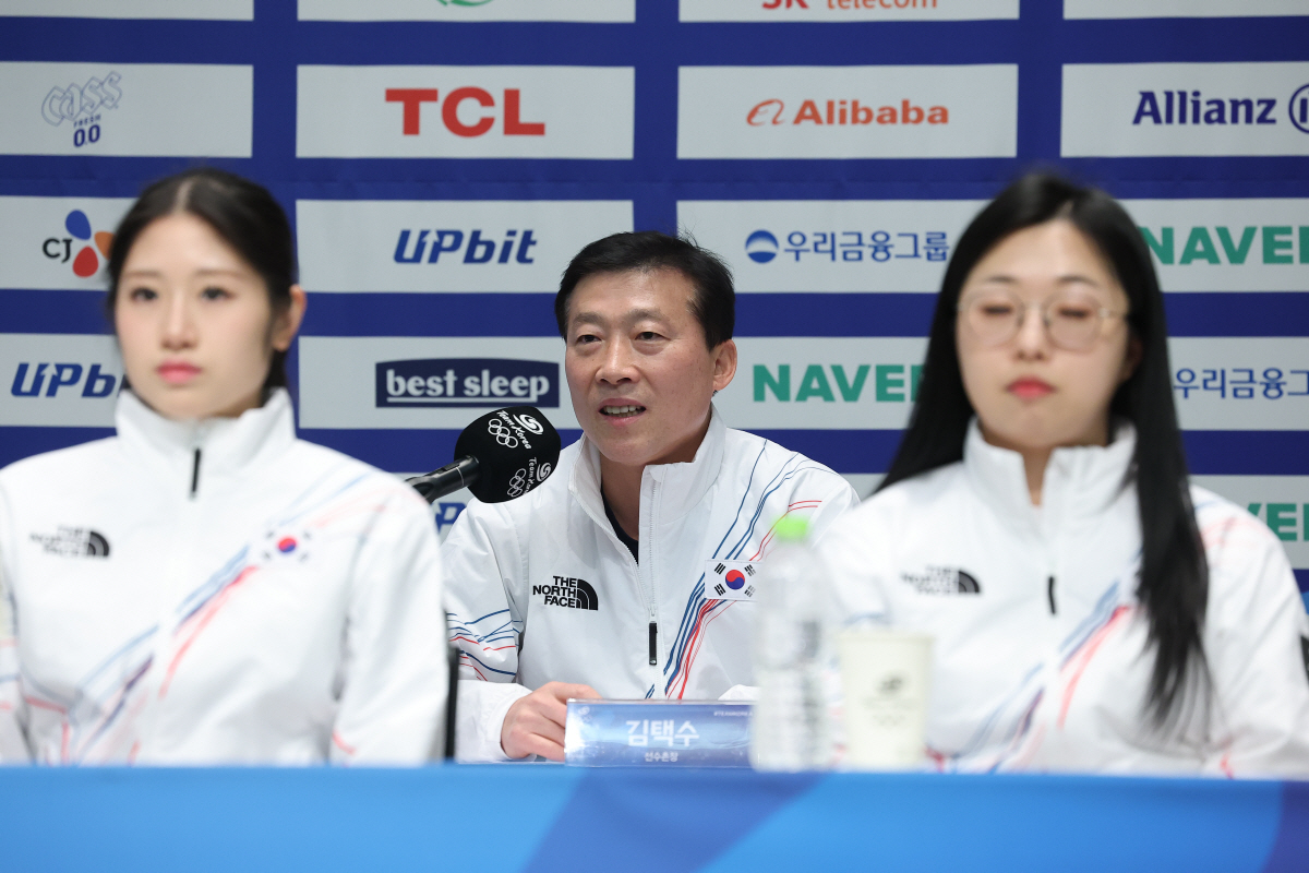 "金 누가 딸까?" 질문→빙속X컬링 MZ스타들 마이크 쟁탈전 " 유승민 …