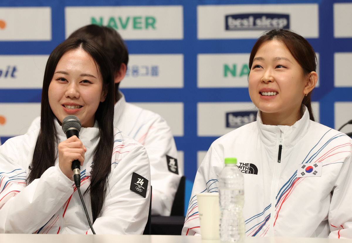 "金 누가 딸까?" 질문→빙속X컬링 MZ스타들 마이크 쟁탈전 " 유승민 …