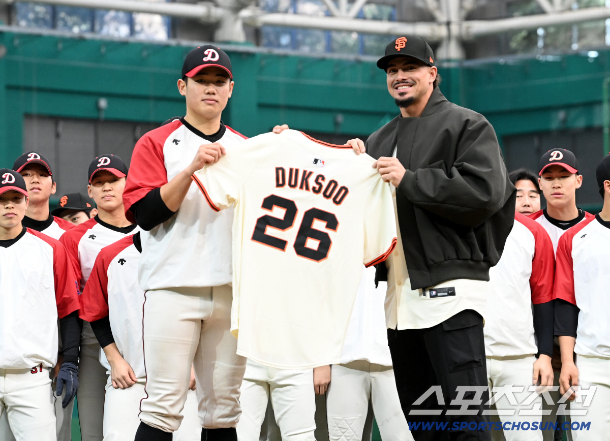 충격 반전! '이정후 얼굴마담' SF 방한, 결국 '돈' 때문이었나 → …