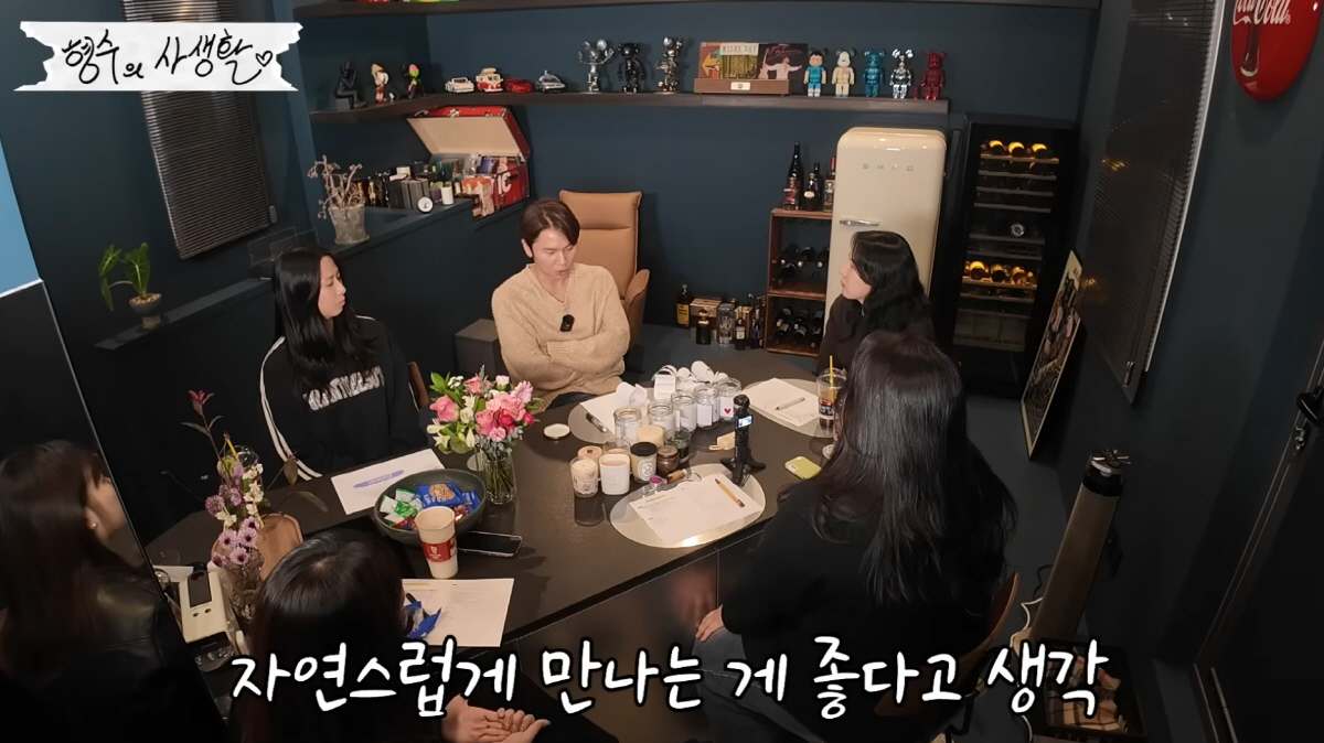 "44년만에 독립선언" 케이윌…"지난해 母주선 선봤다, '결혼할거야?' …