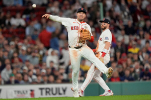 1158억 걷어찬 돈 욕심, 김하성 그림자 드리운다 → 시장 분위기 싸늘하게 식었다