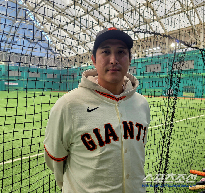 '충격 은퇴' 황재균, 자신의 미래에 대해 입 열었다