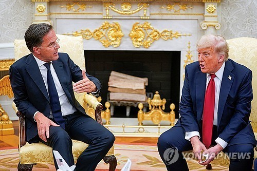 트럼프 "나토가 우리 돕지 않더라도 우린 항상 나토 도울 것"