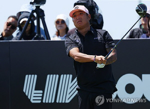 약물 이겨낸 앤서니 김, LIV 골프 재진입 도전 