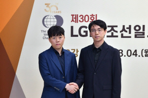 LG배 '28년 만의 한일 결승전' 신민준 vs 이치리키 우승 격돌