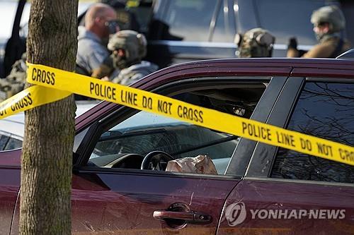 美 '플로이드사건' 도시서 30대女 이민단속요원 총격에 사망 파장(종합2보)