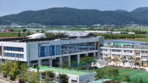 대학 안가도 93.3% 공공기관·IT 취업…부산SW마이스터고 성과