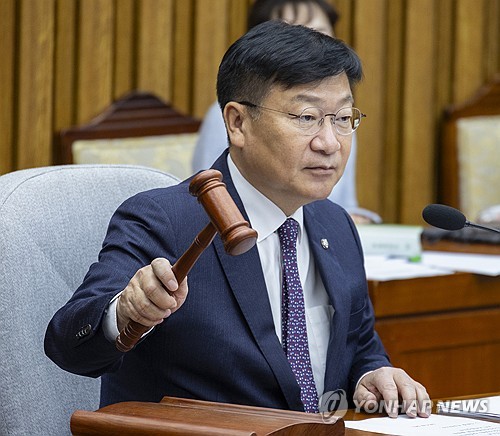 국힘 정책위의장에 경남 3선 정점식…지명직 최고위원 조광한