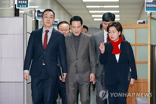 명시 안한 '尹절연' 당내 평가 분분…張, 쇄신안 후속조치 속도