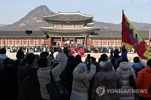 韓, 새해 중국인이 많이 찾은 해외 여행지 1위…日은 3위