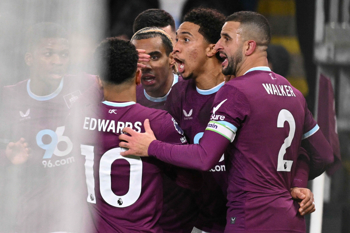 아모림 경질 효과는 없었다! '세슈코 멀티골+두차례 골대 불운' 맨유, …