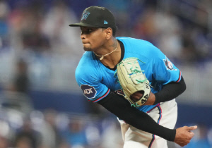 선발 고민 컵스, 결국 1순위 유망주 내줬다…마이애미와 1:3 트레이드 단행