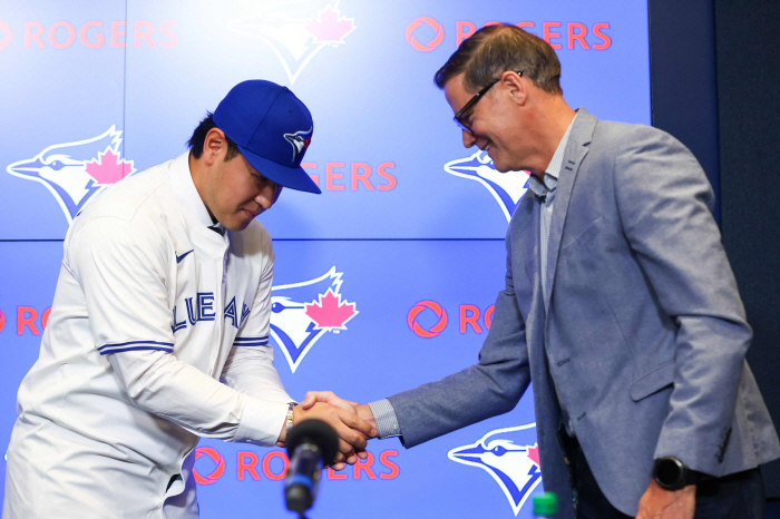 "日선수 불량채권 취급인가" → 불편한 日언론의 자위 "터커 벨린저 등 거물급도 난항"