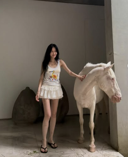 윤혜진, "죽어라 일만 했다"더니 ♥엄태웅 없이 발리행..."제대로 쉬고…