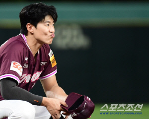 4년 217억 유틸 놔두고 왜? SD, 또 내야수 노린다…송성문 주전 경쟁 먹구름?