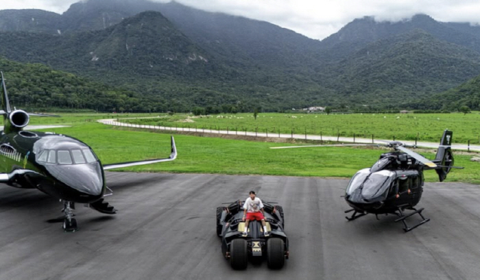 '범접불가, 플렉스' 먹튀 논란 네이마르, 대저택 앞마당에 5000만유로…