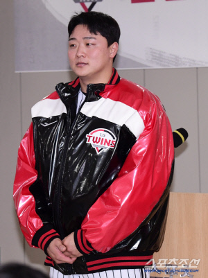 100억 FA 대박 → 퓨처스 폭격…두 동갑내기 절친 지켜본 '유광잠바' 이재원의 속내 [SC피플]