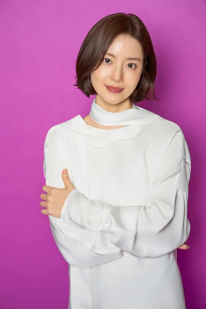 [인터뷰①] 문채원 "40세 풋풋할 나이 지났지만..첫사랑女 욕심 생겼다"('하트맨')