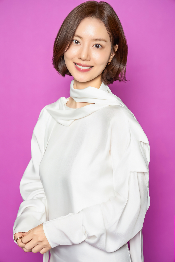 [SC인터뷰] "마흔살 플러팅도 못 하는데"…문채원, '하트맨' 코르티스 공약→결혼 계획까지(종합)