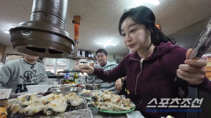 김혜은, 술집 마담 연기 비화 "유흥업계 언니와 몇 달 동거"