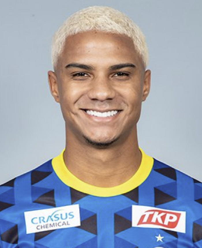 [단독]'J2 오이타 센터백' 브라질 출신 델란,수원FC 계약→전훈 합류…