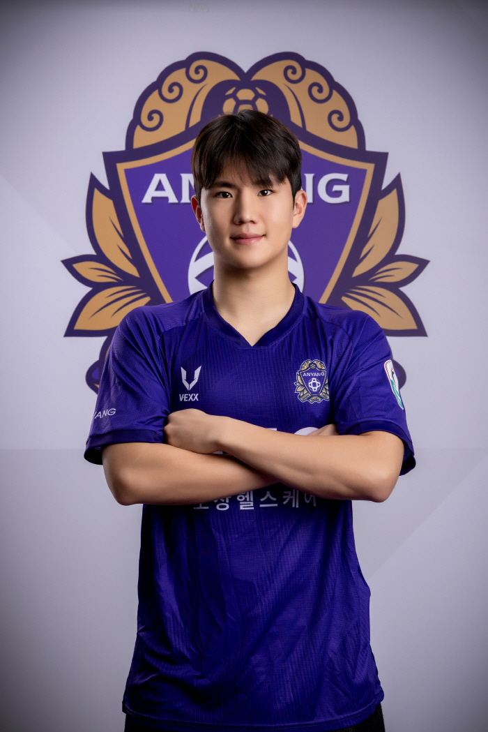 [오피셜]'대구 성골 유스→군필 미드필더' 안양, '데뷔 이후 첫 이적' 이진용 영입
