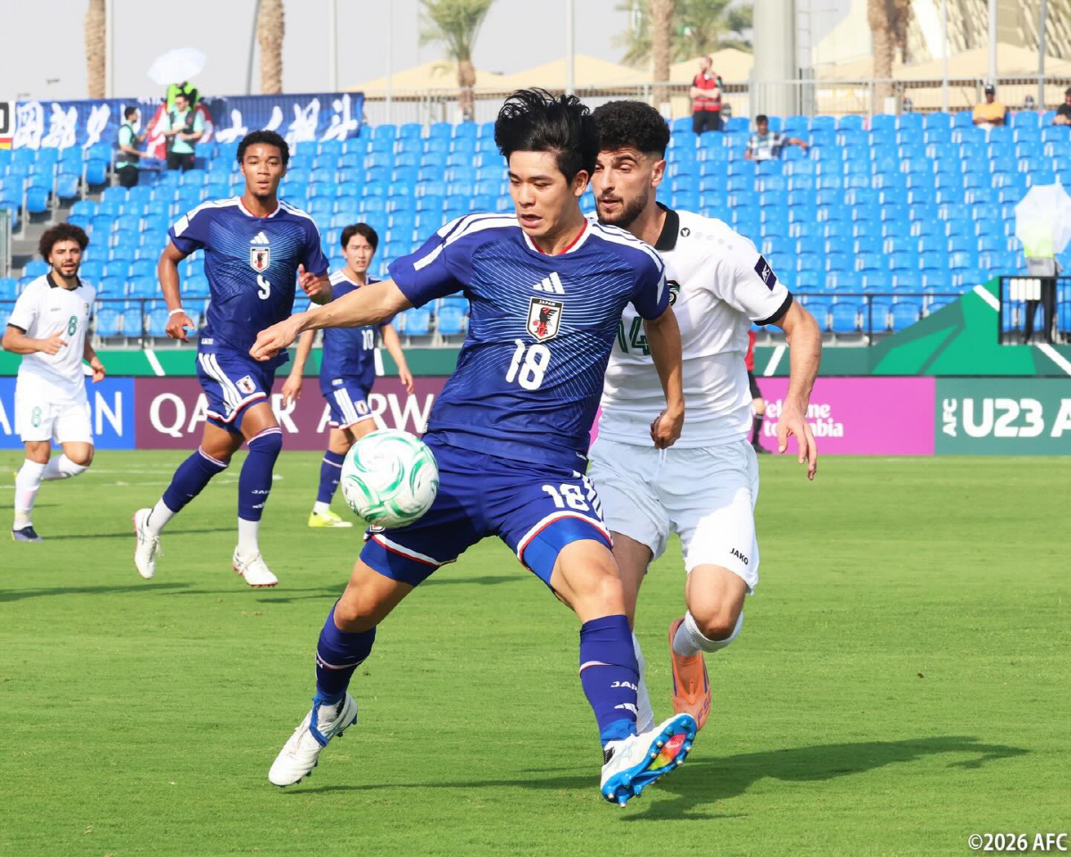 미쳤다! "한 명 퇴장 당해도 이겨" 일본 역대 최강 세대 등장인가...…