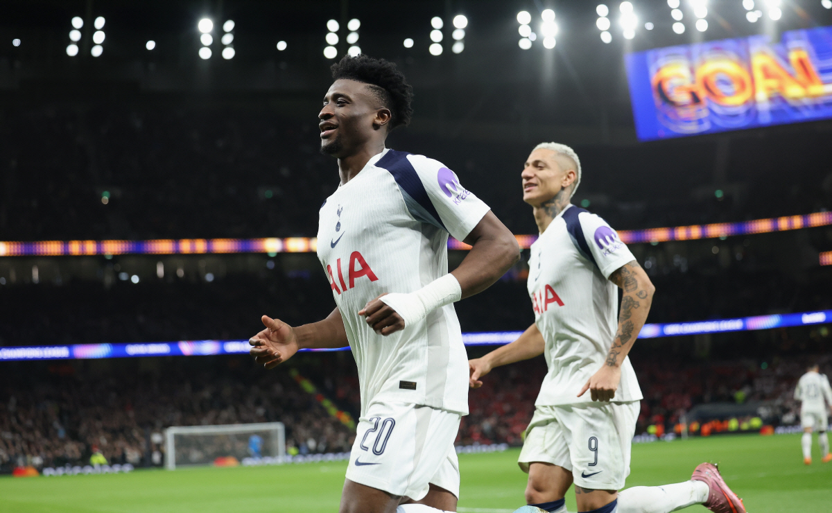 [오피셜]"존슨 팔아버린 토트넘, 스텝 제대로 꼬였다"  쿠두스 부상 장…